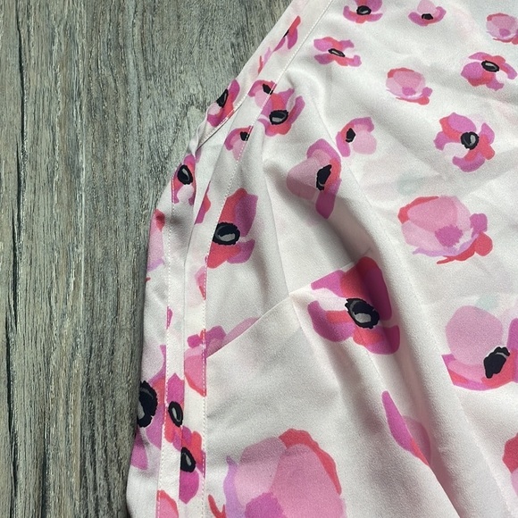 CAbi Floating Poppy Floral Halter Tank Blouse, keyhole back with tie, size small - Picture 7 of 13